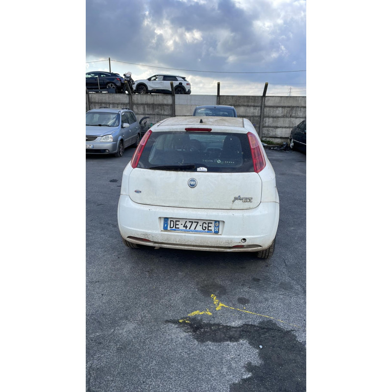 Compresseur clim FIAT GRANDE PUNTO Photo n°7