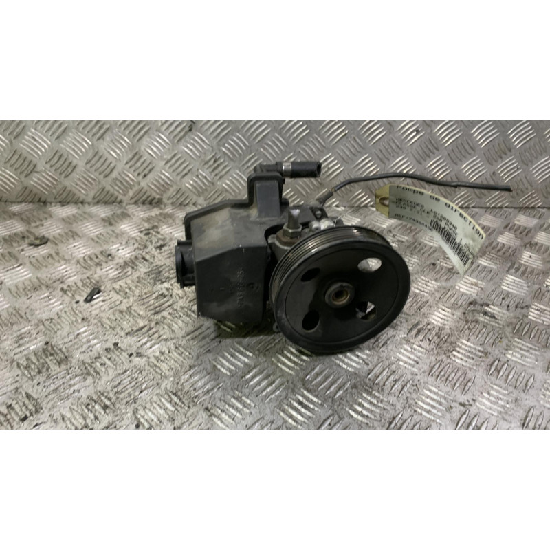 Pompe de direction MERCEDES CLASSE CLK 208 Photo n°4