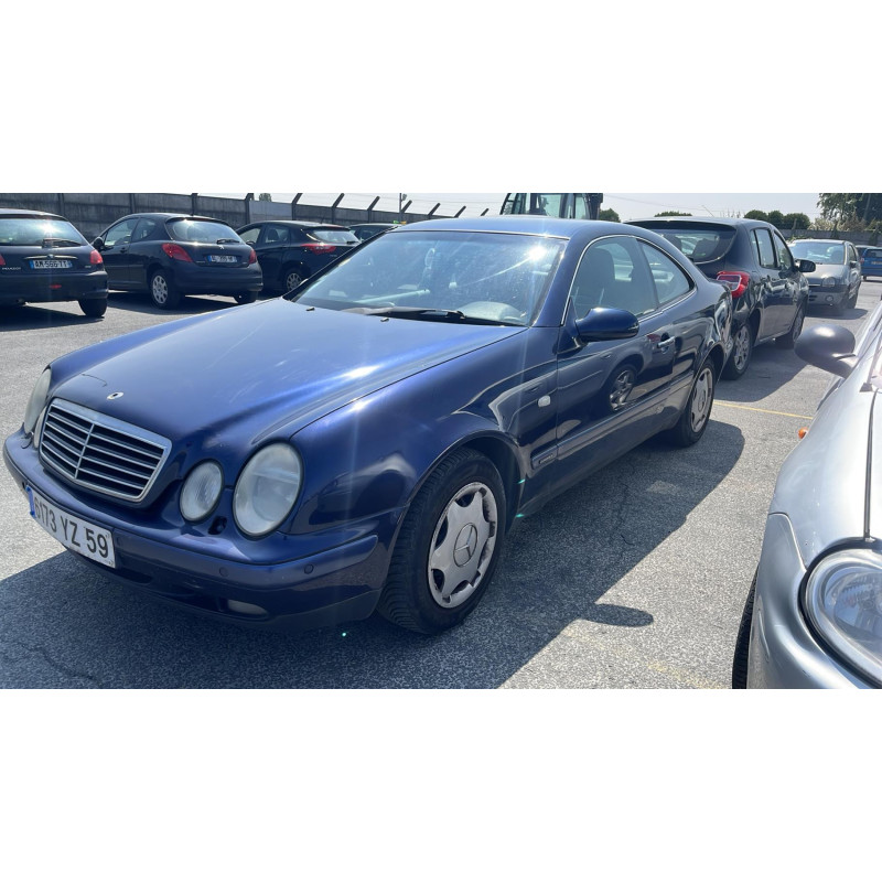 Pompe de direction MERCEDES CLASSE CLK 208 Photo n°17