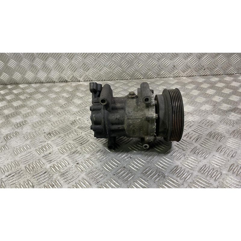 Compresseur clim RENAULT CLIO 3 Photo n°3