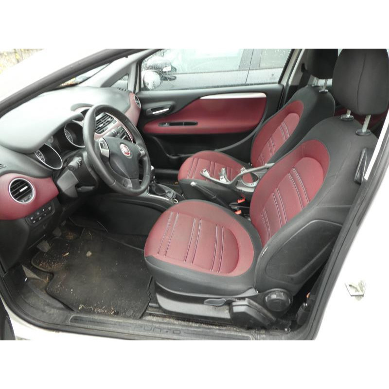 Compresseur clim FIAT PUNTO EVO 3 Photo n°13