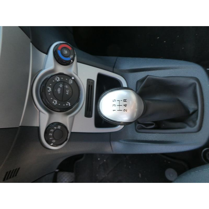 Compresseur clim FORD FIESTA 6 Photo n°11