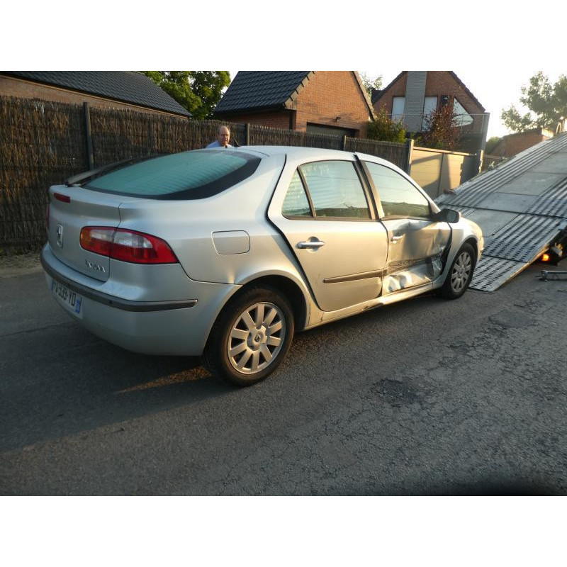 Compresseur clim RENAULT LAGUNA 2 Photo n°6