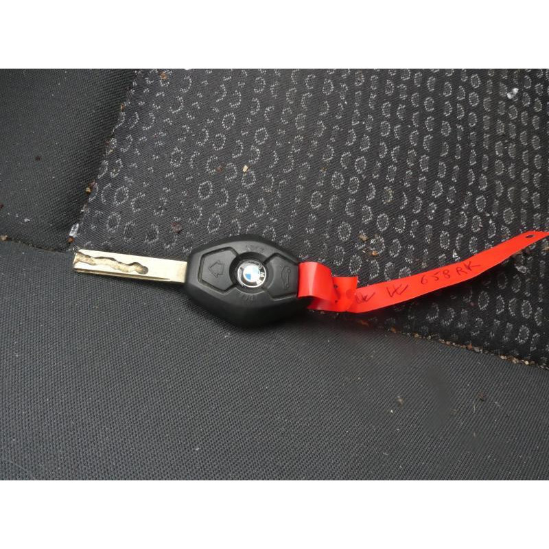 Compresseur clim BMW SERIE 3 E46 Photo n°3