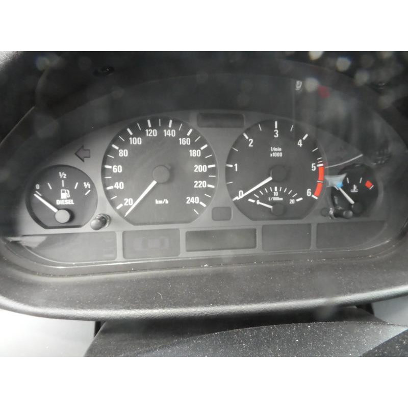 Compresseur clim BMW SERIE 3 E46 Photo n°7