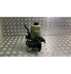 Pompe de direction FORD FOCUS 2