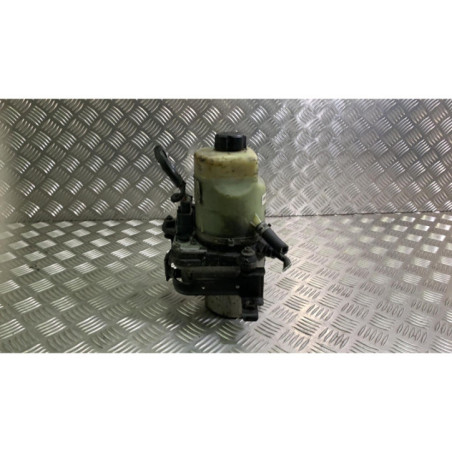 Pompe de direction FORD FOCUS 2