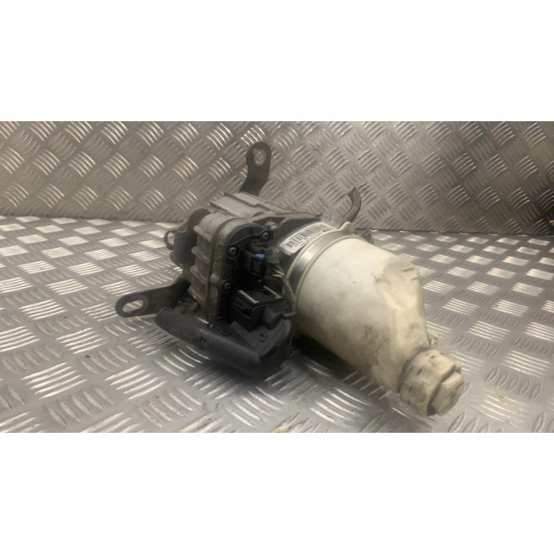 Pompe de direction OPEL ASTRA H Photo n°3