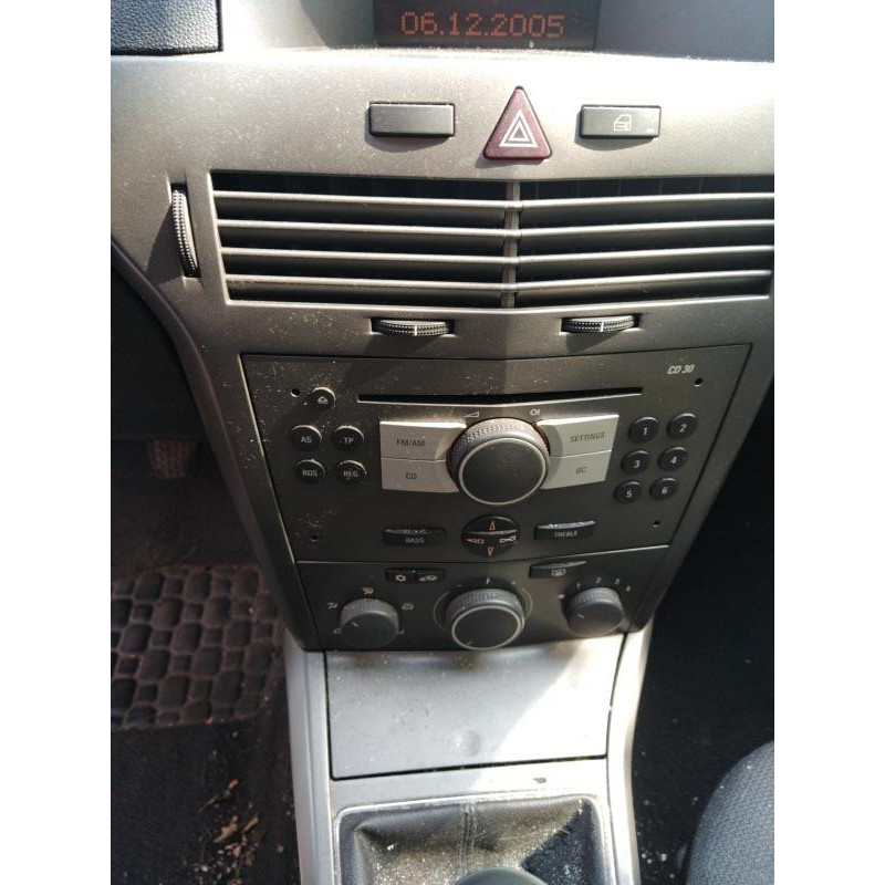 Pompe de direction OPEL ASTRA H Photo n°8