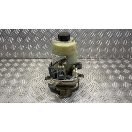 Pompe de direction FORD FOCUS 2 Photo n°1