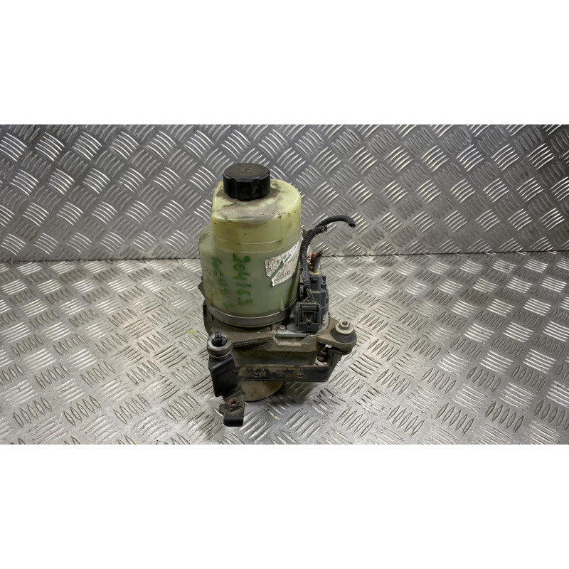 Pompe de direction FORD FOCUS 2 Photo n°3