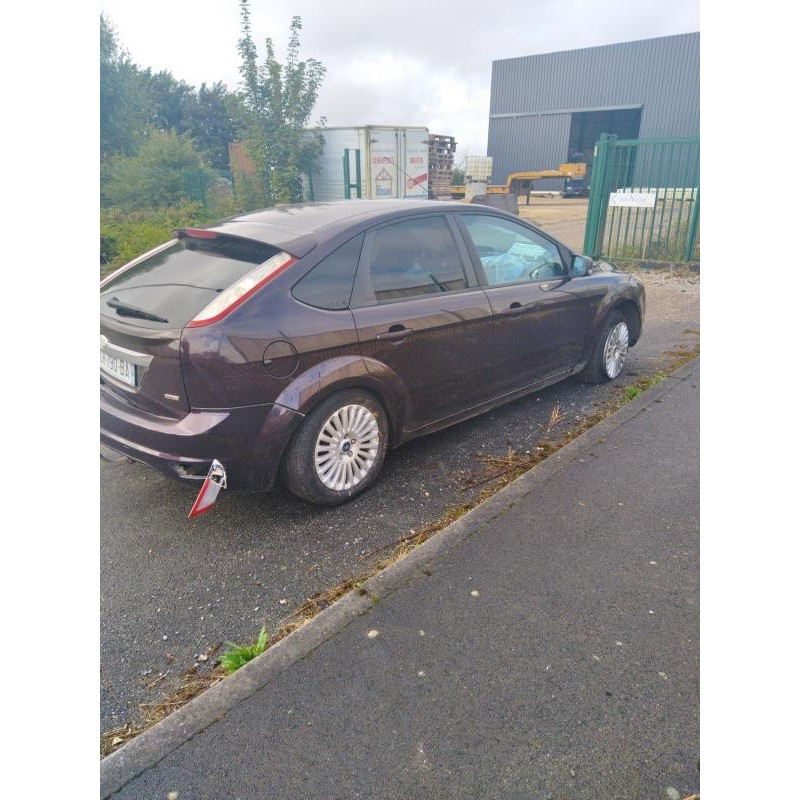 Pompe de direction FORD FOCUS 2 Photo n°9
