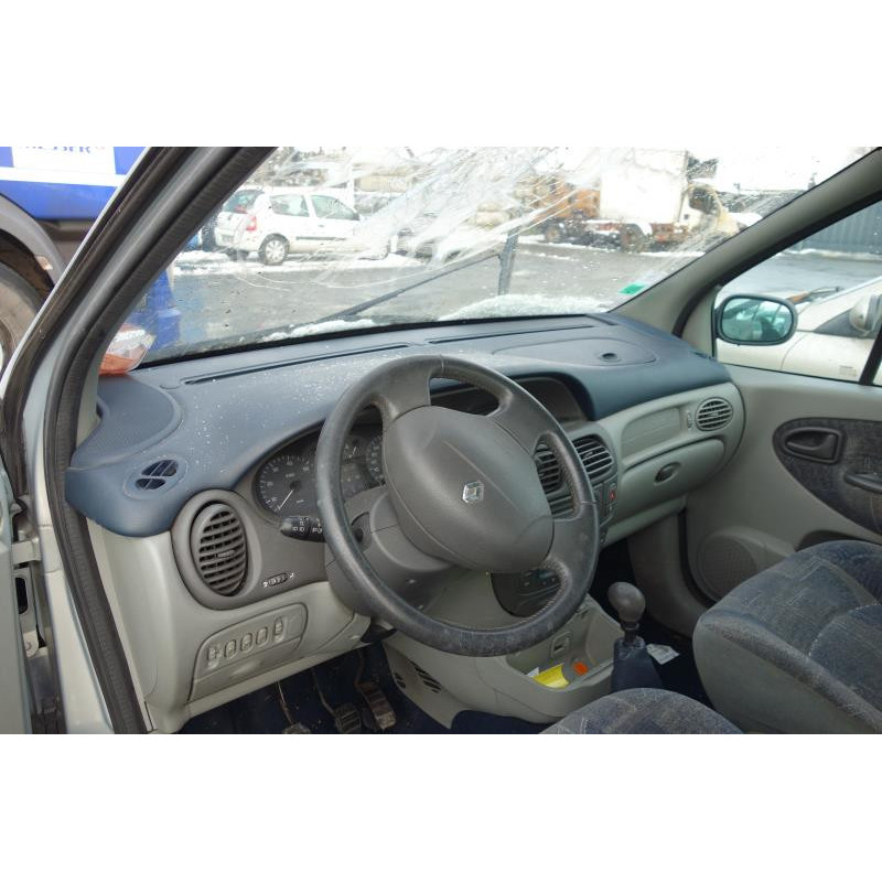 Pompe de direction RENAULT SCENIC 1 Photo n°7