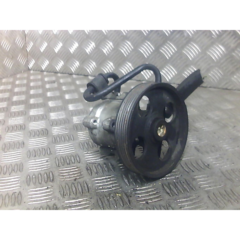 Pompe de direction CITROEN C1 1 Photo n°3