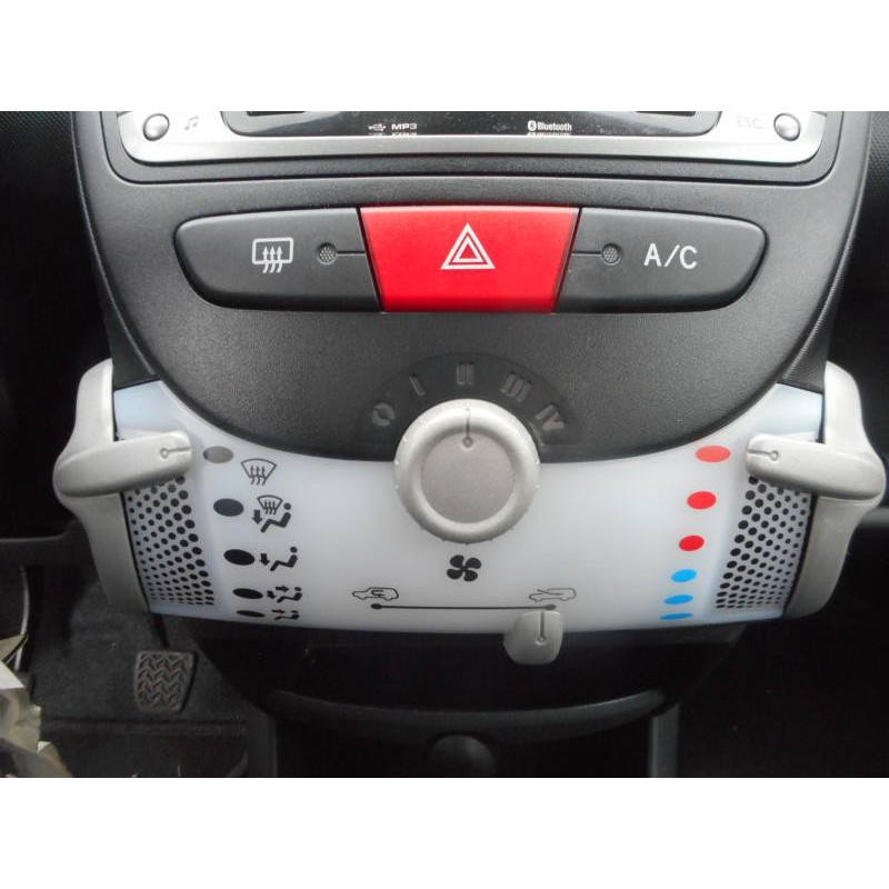 Pompe de direction CITROEN C1 1 Photo n°10