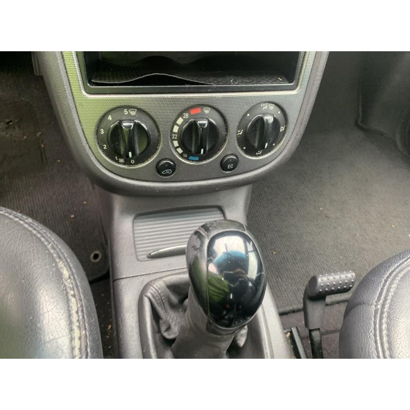 Compresseur clim MERCEDES CLASSE A 168 Photo n°4