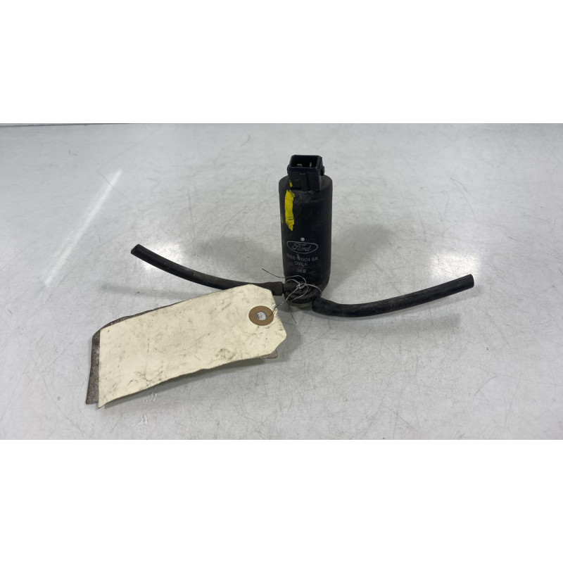 Pompe lave glace avant FORD PUMA Photo n°1