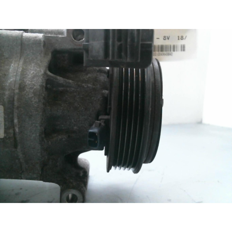 Compresseur clim FORD KA Photo n°3