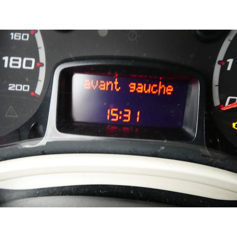 Compresseur clim FORD KA Photo n°12
