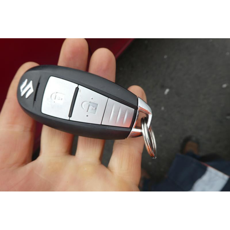 Compresseur clim SUZUKI SWIFT 4 Photo n°4