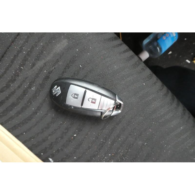 Compresseur clim SUZUKI SWIFT 4 Photo n°5