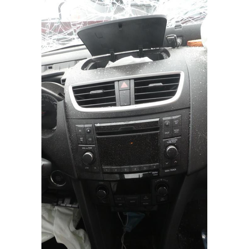 Compresseur clim SUZUKI SWIFT 4 Photo n°16