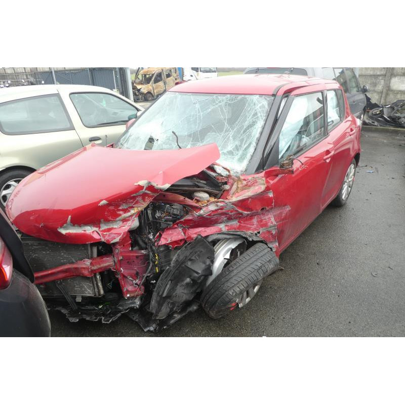Compresseur clim SUZUKI SWIFT 4 Photo n°17