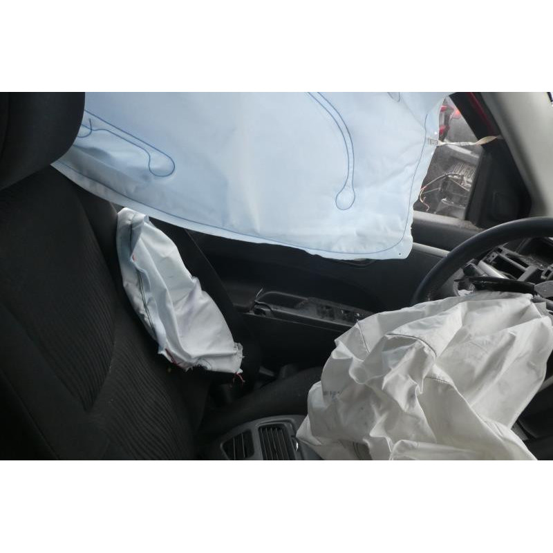 Compresseur clim SUZUKI SWIFT 4 Photo n°18