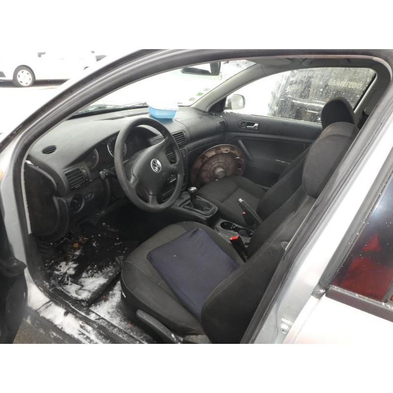 Compresseur clim VOLKSWAGEN PASSAT 4 Photo n°13