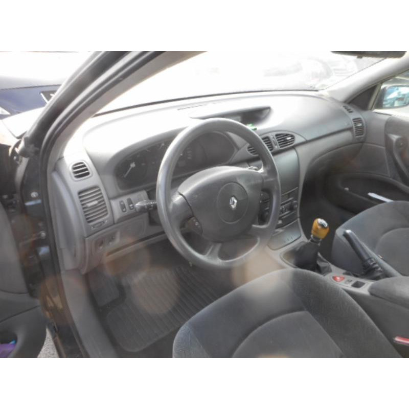 Pompe de direction RENAULT LAGUNA 2 Photo n°8