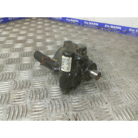 Pompe de direction RENAULT LAGUNA 1 Photo n°1
