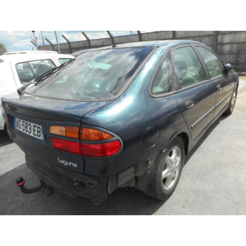 Pompe de direction RENAULT LAGUNA 1 Photo n°6