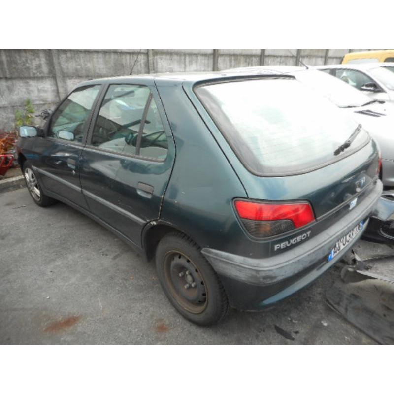 Pompe de direction PEUGEOT 306 Photo n°7
