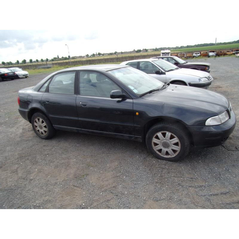 Pompe de direction AUDI A4 1 Photo n°4