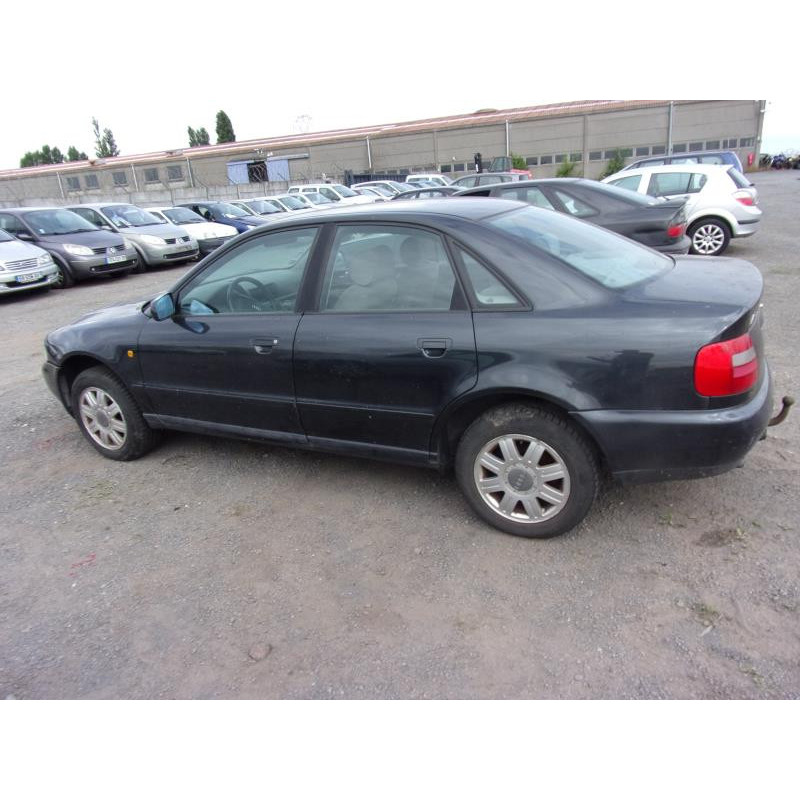 Pompe de direction AUDI A4 1 Photo n°6