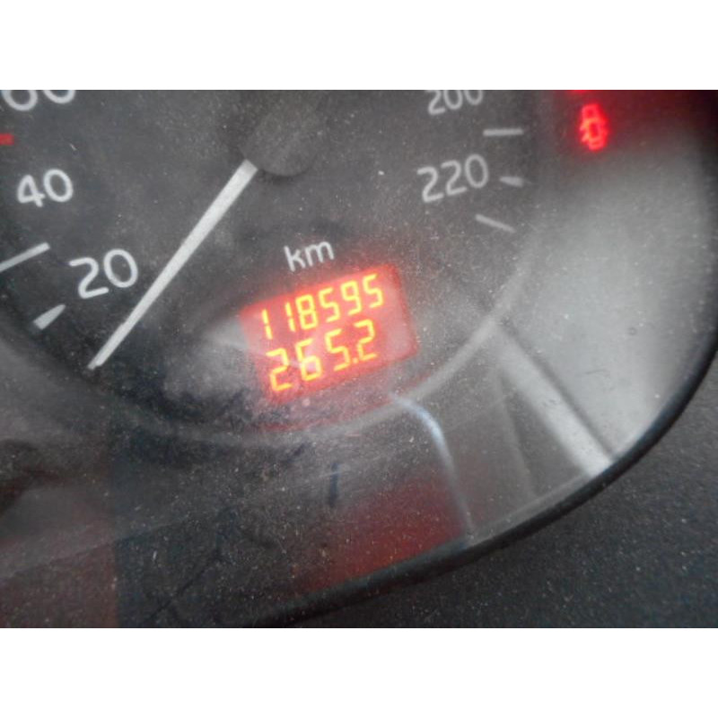 Compresseur clim RENAULT CLIO 2 Photo n°10