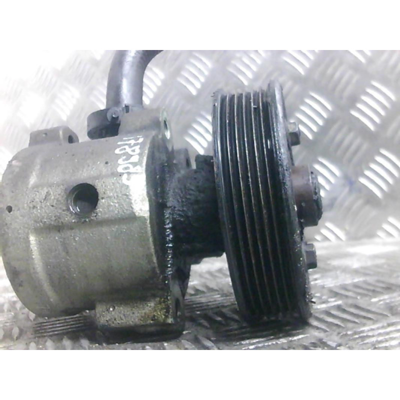 Pompe de direction RENAULT TRAFIC 1 Photo n°2