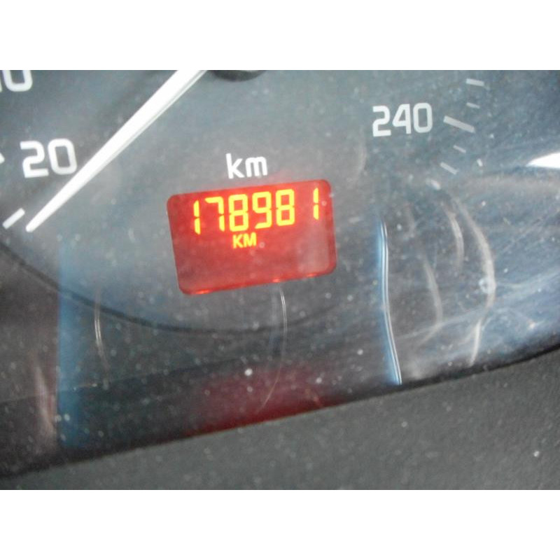 Pompe de direction RENAULT SCENIC 1 Photo n°8