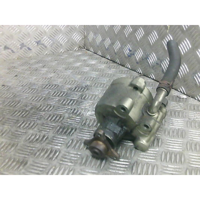 Pompe de direction RENAULT LAGUNA 1 Photo n°1