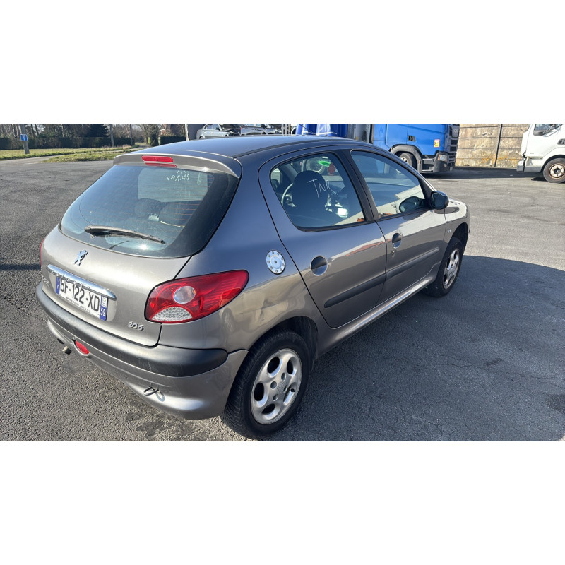 Pompe de direction PEUGEOT 206 Photo n°6