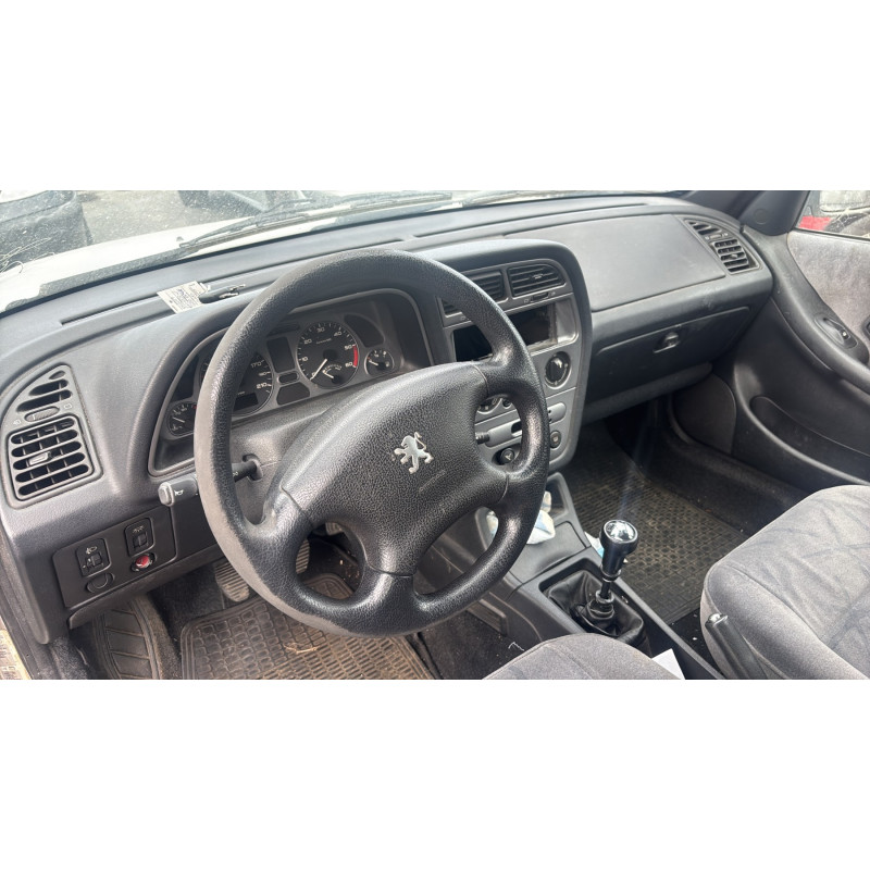 Pompe de direction PEUGEOT 306 Photo n°18