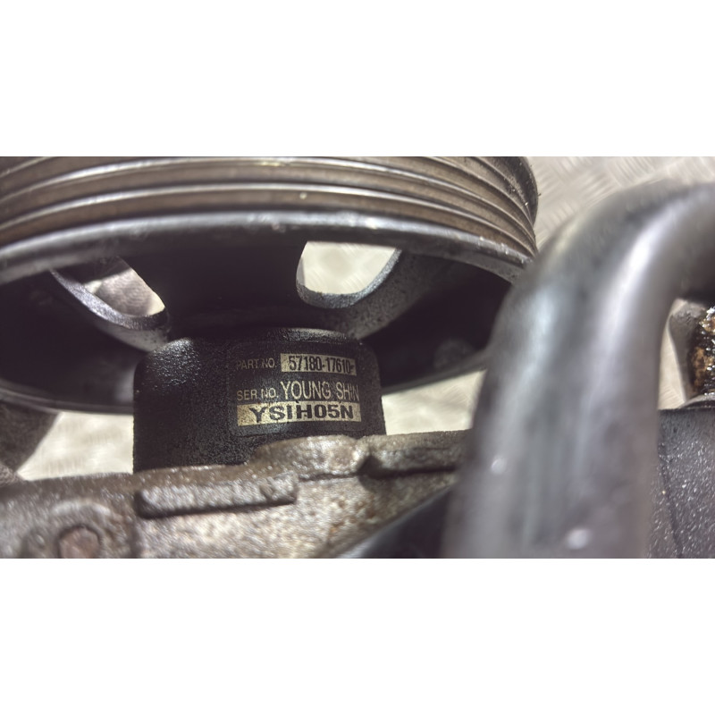 Pompe de direction HYUNDAI MATRIX Photo n°7