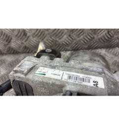 Pompe de direction DACIA DUSTER 1