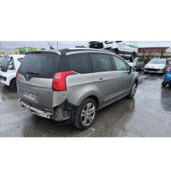 Pompe de direction PEUGEOT 5008 1