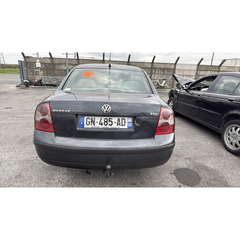 Pompe de direction VOLKSWAGEN PASSAT 4 Photo n°8