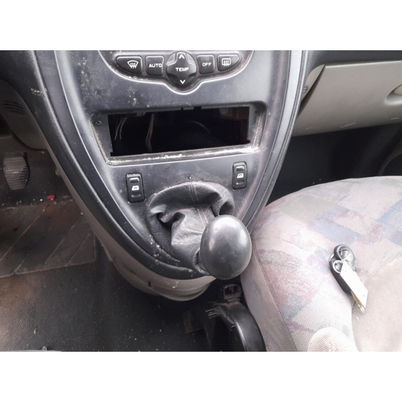 Pompe de direction CITROEN XSARA PICASSO Photo n°15