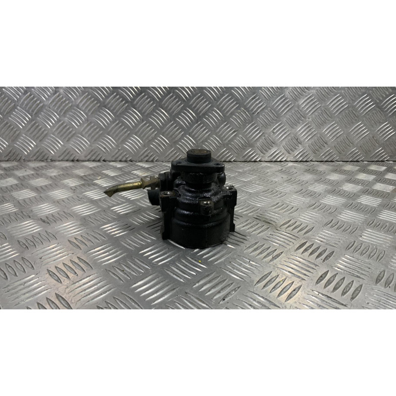Pompe de direction FIAT DOBLO 1 Photo n°1