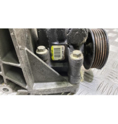 Pompe de direction FORD FIESTA 5