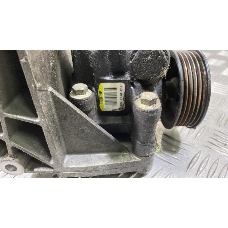 Pompe de direction FORD FIESTA 5 Photo n°3