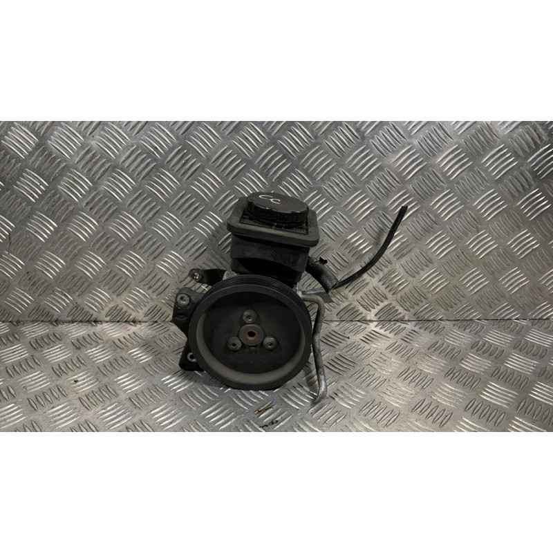 Pompe de direction BMW X3 E83 Photo n°1